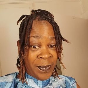 Meet your Posher, Annie